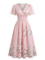 Robe évasée motif floral col V et taille haute années 40