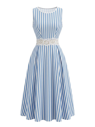 Robe Bleu & Blanc Sans Manches Rayé Dentelle Taille Découpé Années 1950 2