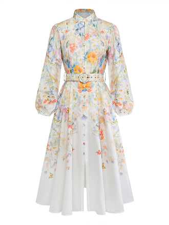 Robe blanche florale à manches longues, boutons et ceinture Années 1940