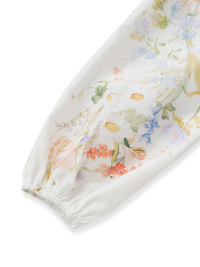 Robe blanche florale à manches longues, boutons et ceinture Années 1940