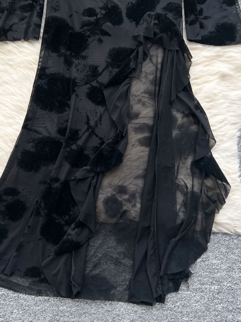 Robe Gothique Florale à Épaules Dénudées avec Fente en Tulle Noir Années 1930