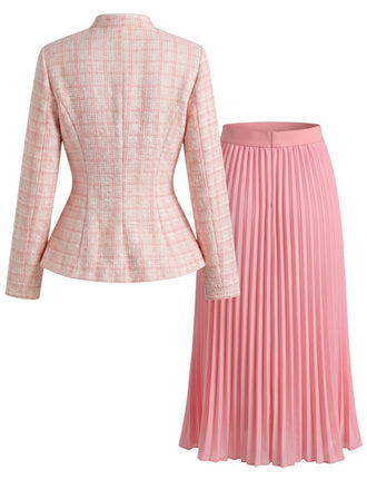 Ensemble deux pièces en tweed, veste à col montant et boutons perlés et jupe plissée années 1960 - 2
