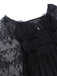 Robe mini gothique noire en velours et dentelle Années 1950