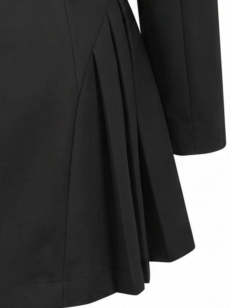 Robe blazer noire à col châle, plis et basque Années 1960