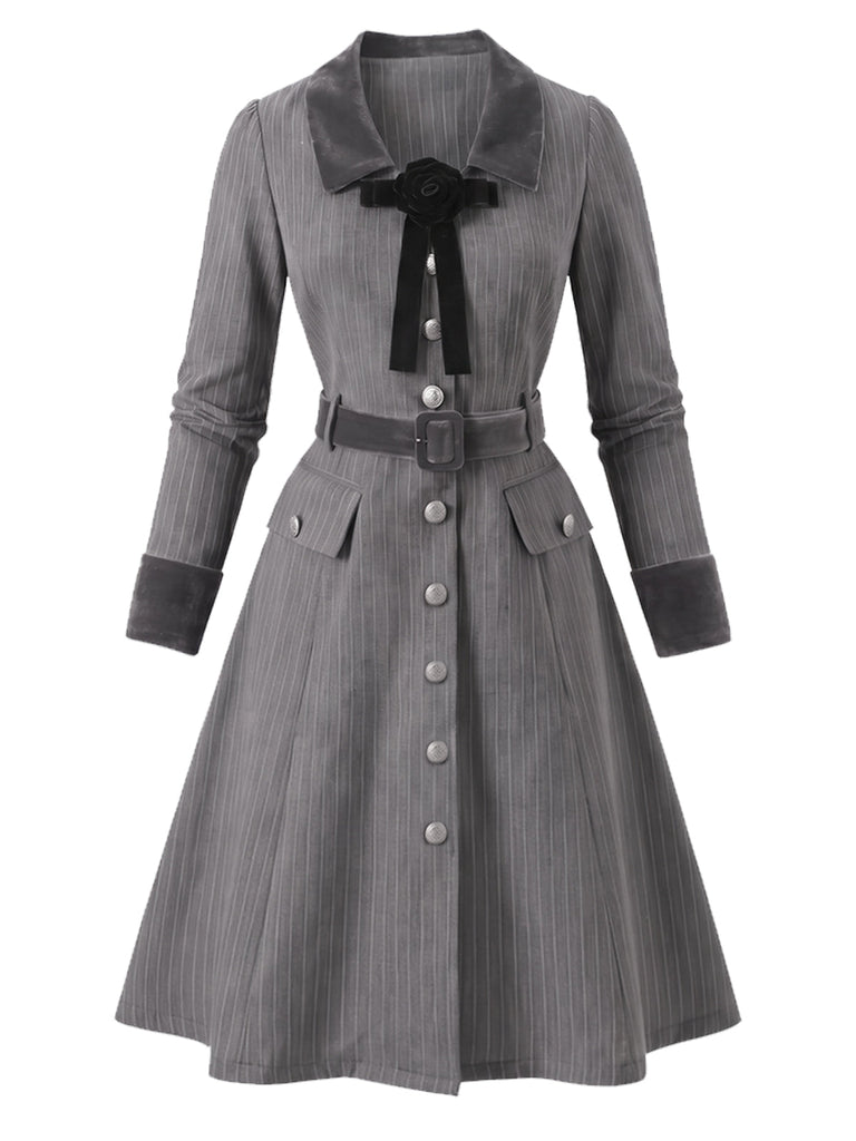 [Prévente] Robe gris foncé rayée à col V, nœud et ceinture années 1950