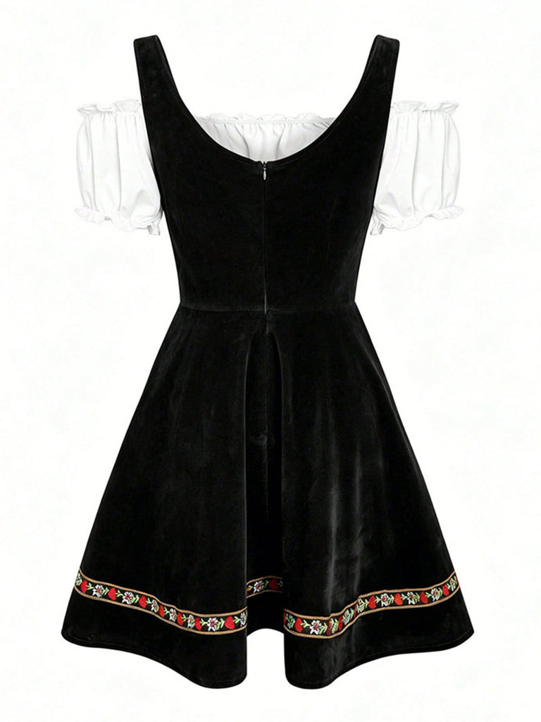 Robe fleurie à épaules dénudées et manches bouffantes années 1950