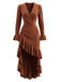 Robe marron à col V et ourlet volanté asymétrique années 1940