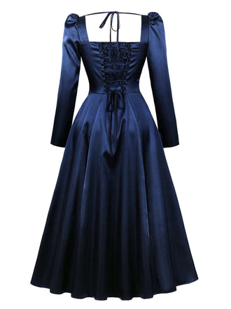 Robe midi rouge à col carré, manches bouffantes et corset années 1940