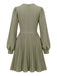 Robe verte unie plissée à col V et manches lanternes Années 1950