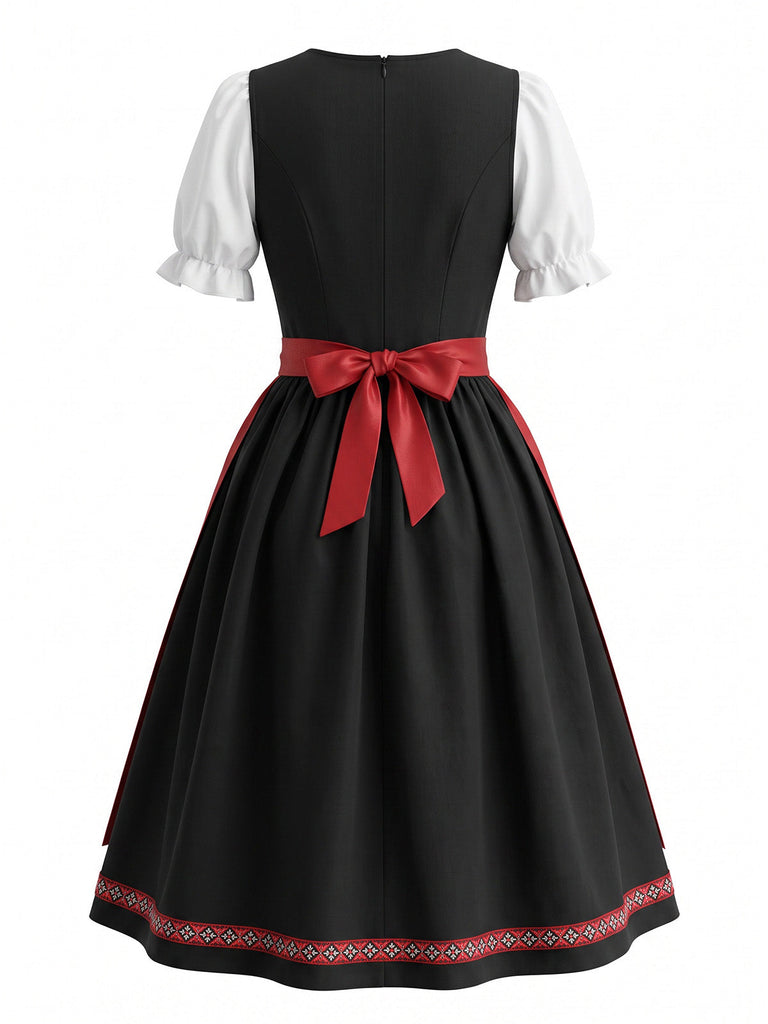 Ensemble 2 pièces rouge avec robe à broderie florale ethnique et tablier années 1950