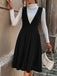 Robe chasuble en velours côtelé plissé à décolleté V profond années 1950 - 9