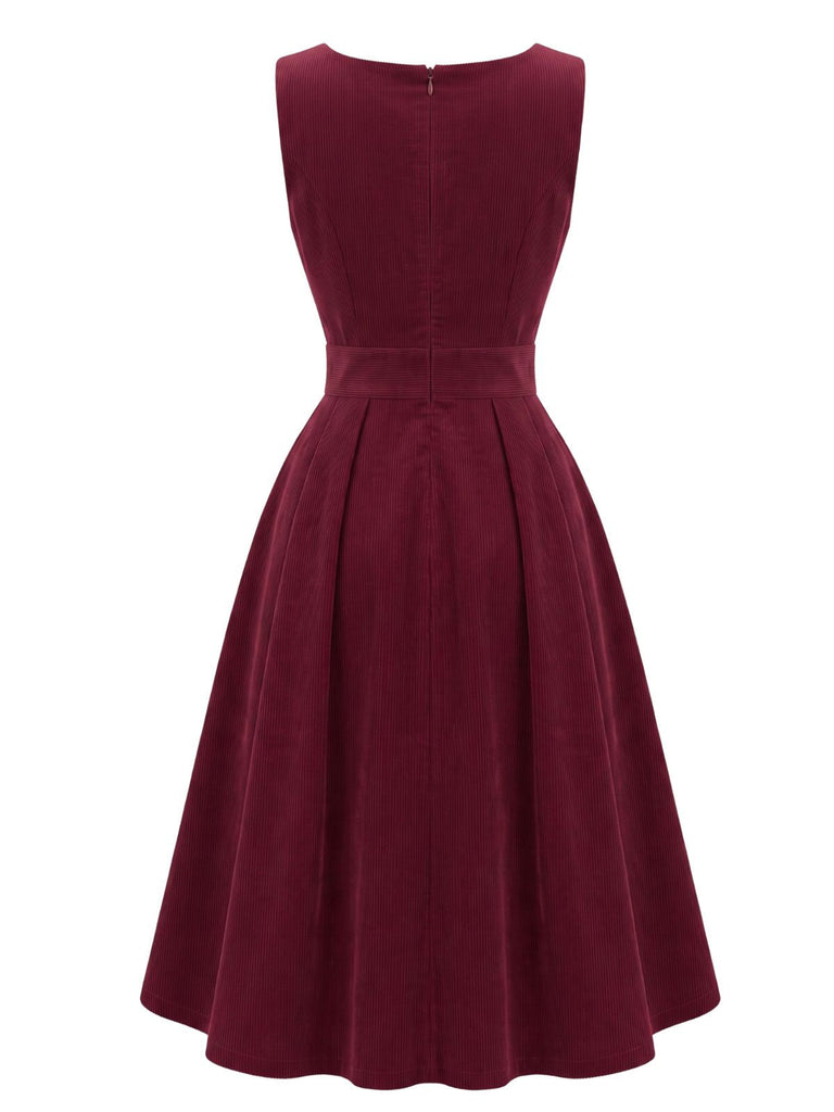 Robe chasuble en velours côtelé plissé à décolleté V profond années 1950 - 2