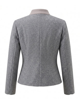 Veste grise à col montant, bordure zigzag et taille cintrée années 1950