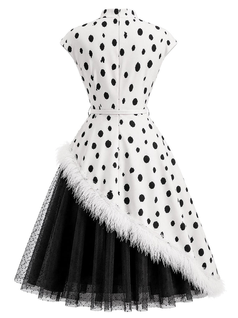 [Prévente] Robe noire et blanche à pois, bordure plumes et ceinture années 1950