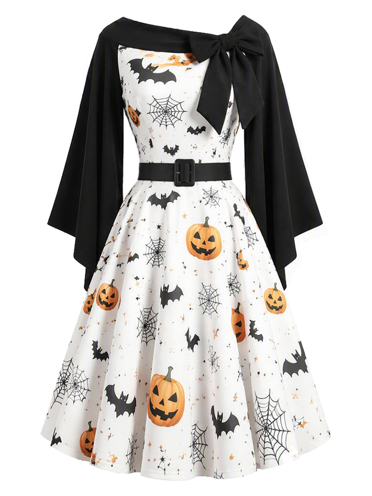 [Prévente] Robe cape noire et blanche d’Halloween à citrouilles, chauves-souris et toiles d’araignée années 1950