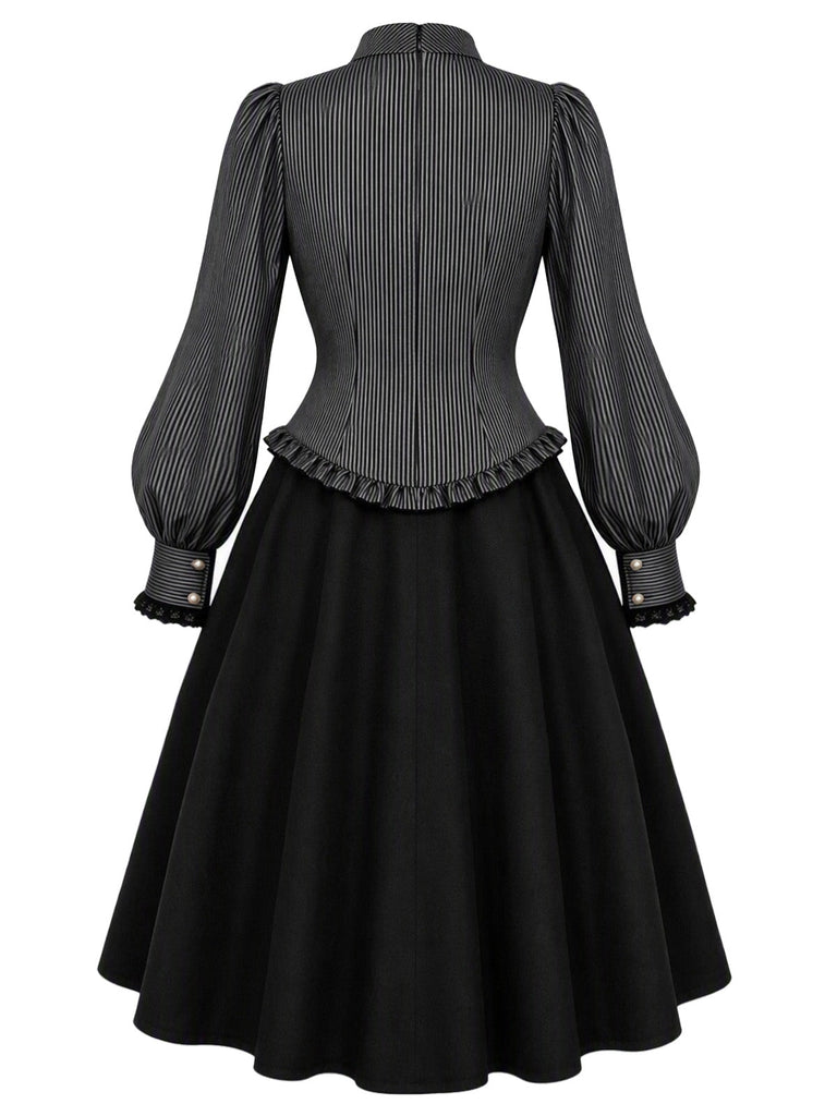 [Prévente] Robe noire à fines rayures, col montant et manches évêque années 1950