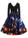 Robe à imprimé citrouilles et maison hantée, col pétale et manches longues années 1950 - 1