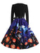 Robe à imprimé citrouilles et maison hantée, col pétale et manches longues années 1950 - 2