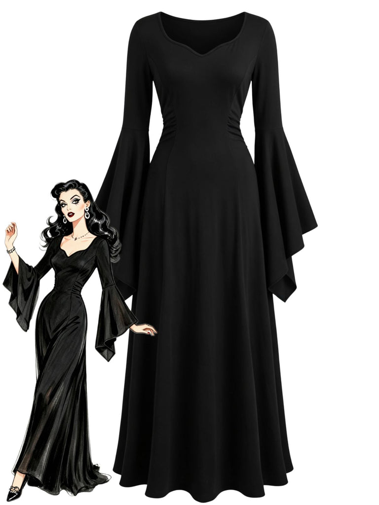 Robe longue gothique noire à col cœur et manches évasées Années 1970 - 1
