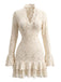 Robe moulante dentelle col V manches longues et ourlet volants années 1970