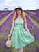 Robe rayée vert menthe à col en V des années 1950 Chic