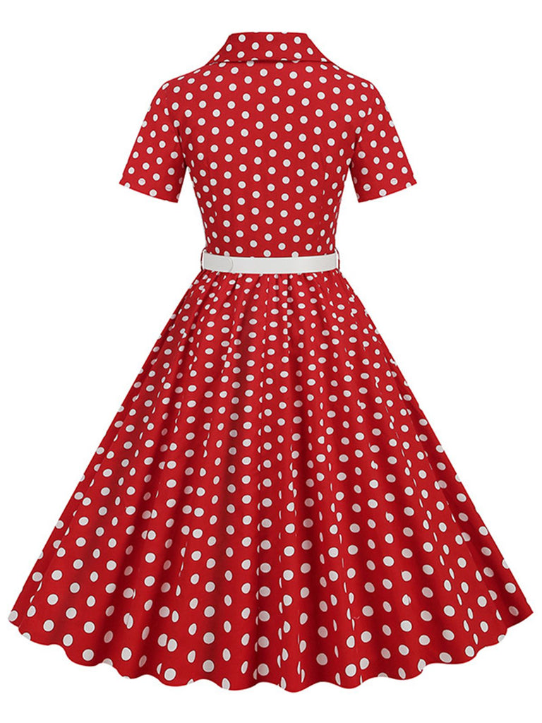 Robe à pois avec ceinture et revers des années 1950