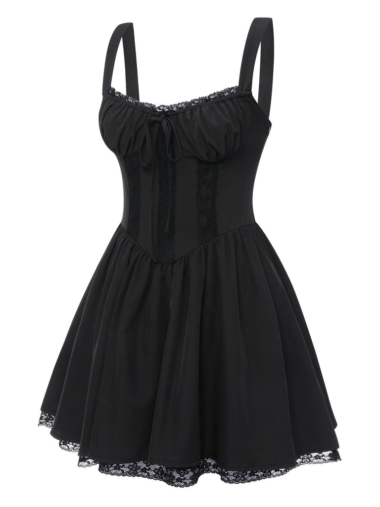 Robe gothique noire en dentelle unie des années 1950