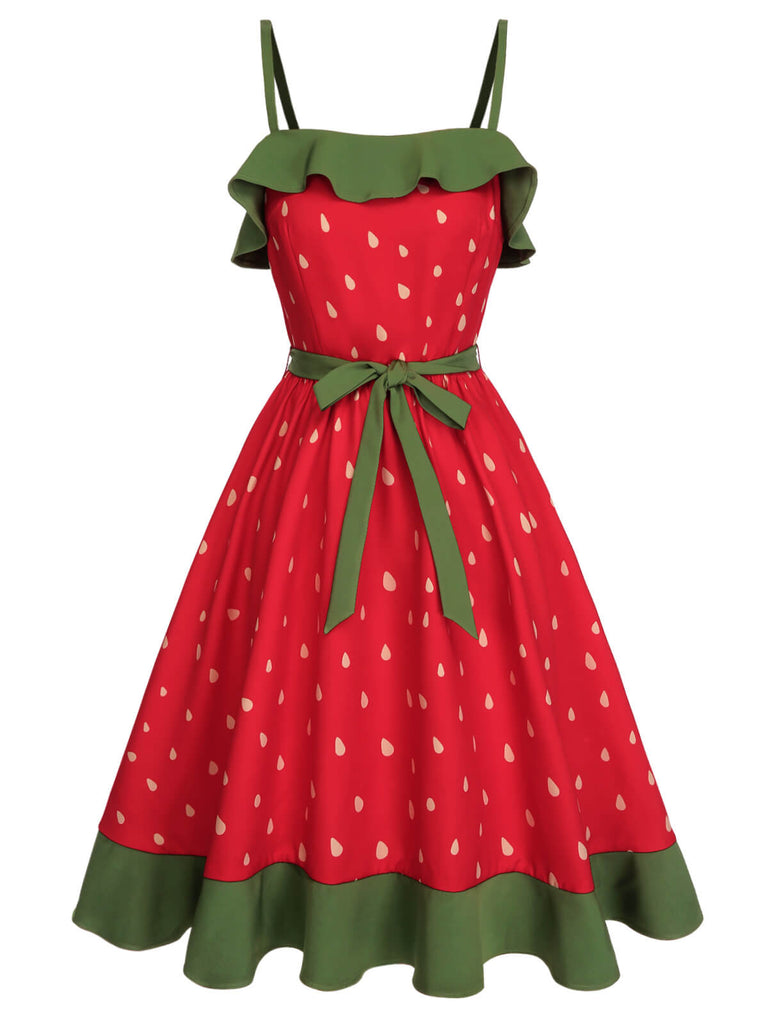 Robe rouge à volants et ceinture à fraises des années 1950