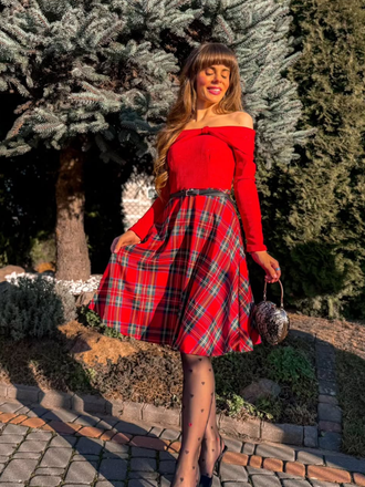 Robe rouge à carreaux de Noël à épaules dénudées des années 1950