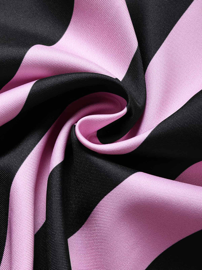 Robe crayon noire à bretelles à rayures verticales des années 1960