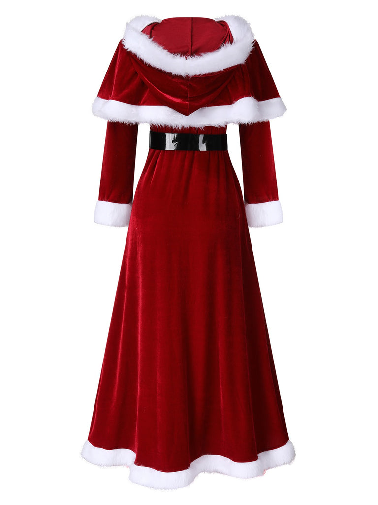 Robe cape à capuche en velours rouge de Noël des années 40