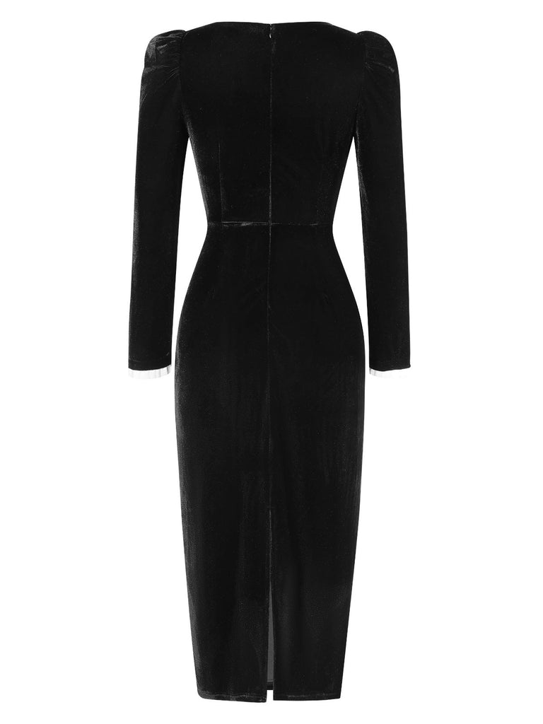 Robe noire en velours à col carré des années 1960