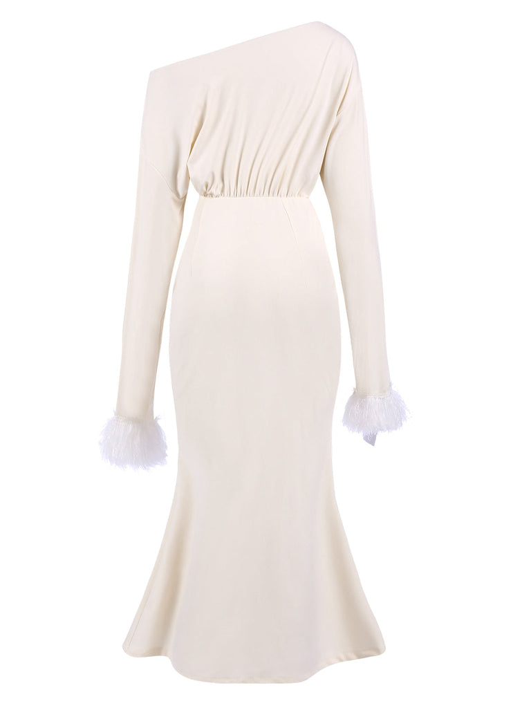 Robe sirène beige à revers en peluche unie des années 1930