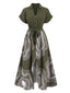 Robe verte à revers ceinturée avec anneaux d'arbres des années 1940