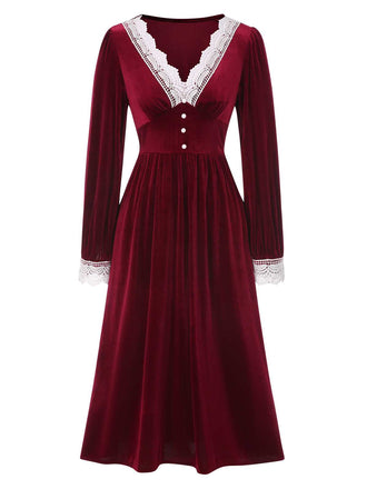 Robe en velours et dentelle à col en V rouge vin des années 40