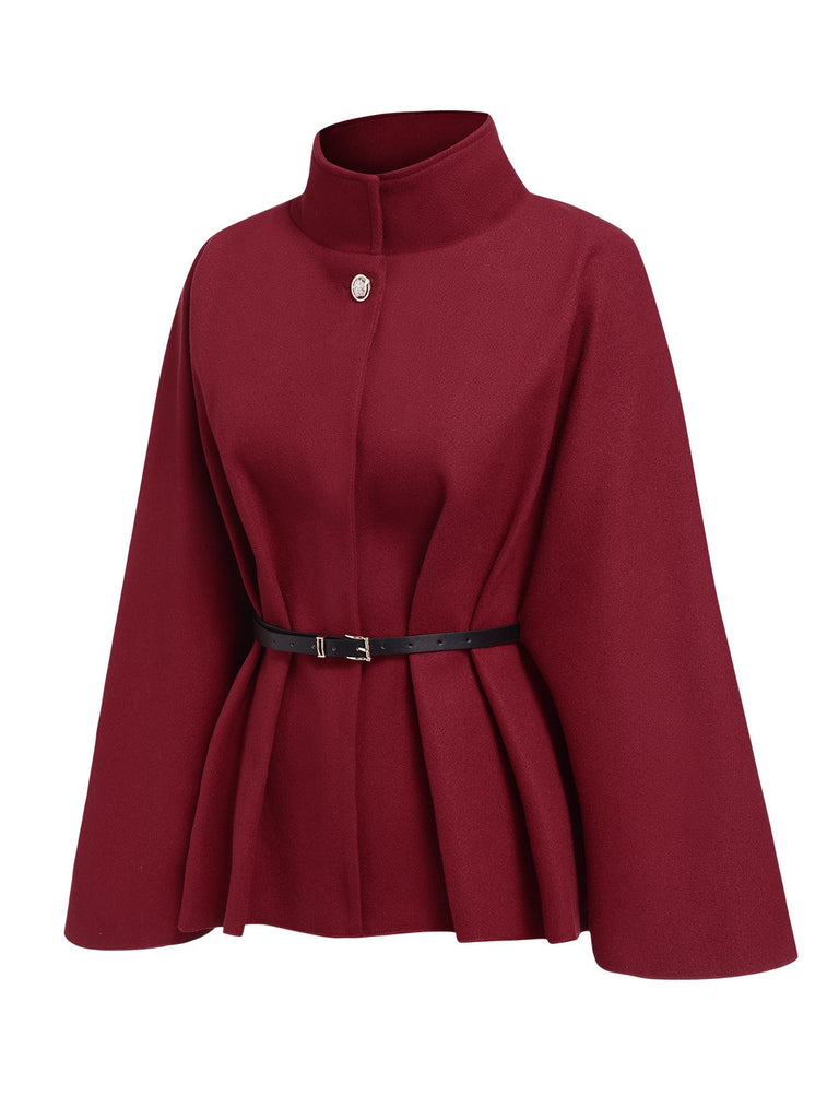 Manteau cape uni ceinturé rouge vin des années 1960