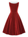 Robe en velours rouge à col en fourrure des années 1950