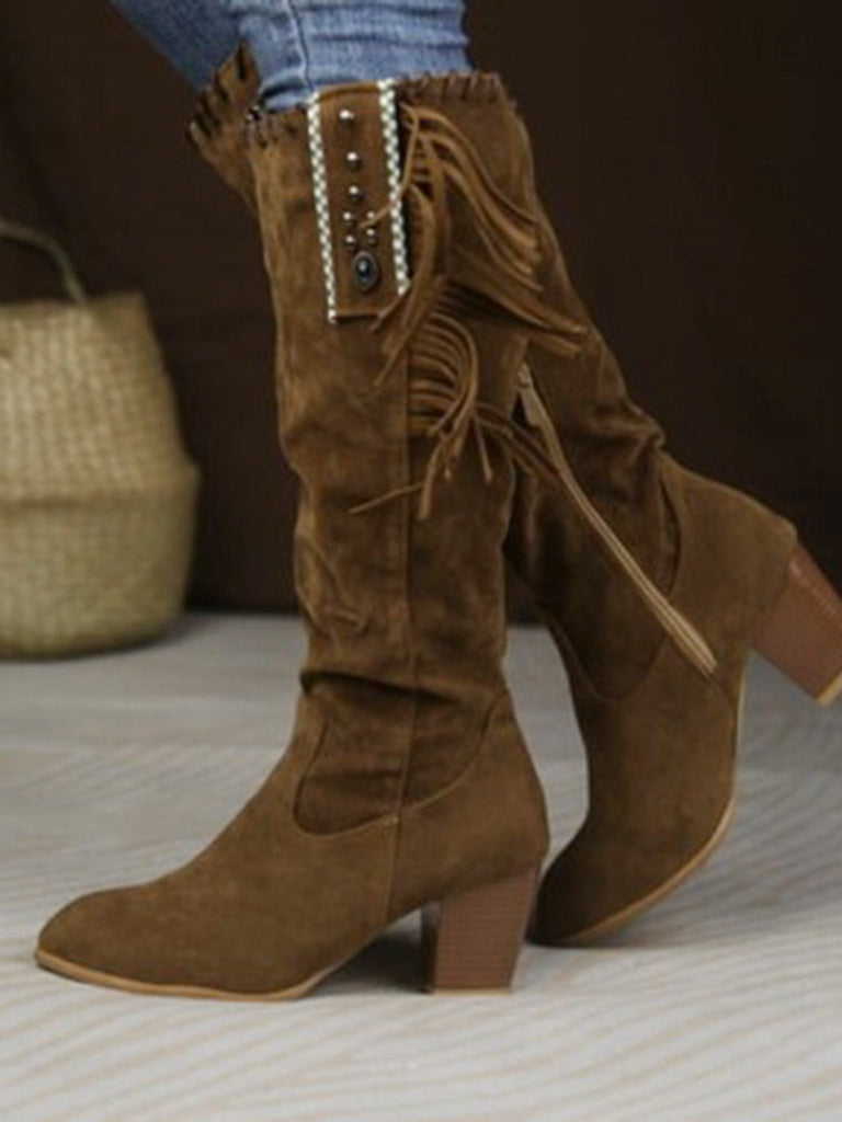 Bottes hautes marron en daim à pompons ethniques et talon épais