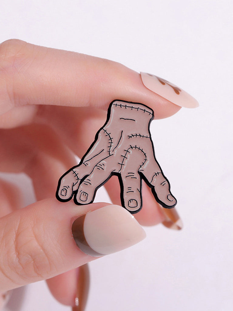 Broche Halloween Main de Zombie Cousue