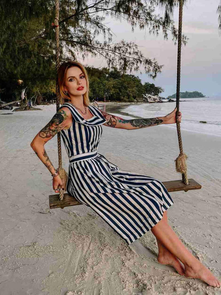 Robe Swing Vintage Années 50 Bleu Combishort Rayure et Jupe Chic