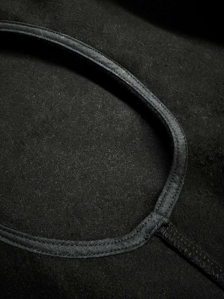 [Pré-vente] Cape à capuche style chat noire et fourrure synthétique des années 1960