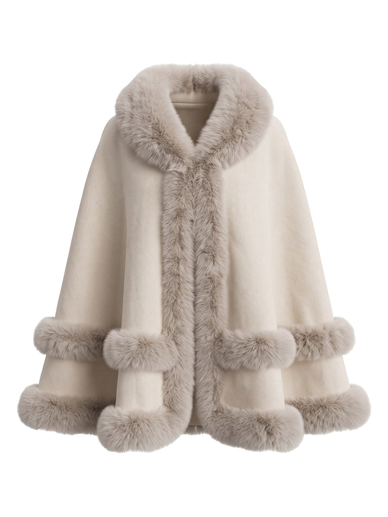 Cape chaude en suédine doublée de peluche et bordée de fausse fourrure années 1950 - 3