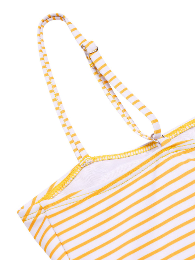 [Prévente] Maillot de bain une pièce à rayures bordures en dentelle années 1960