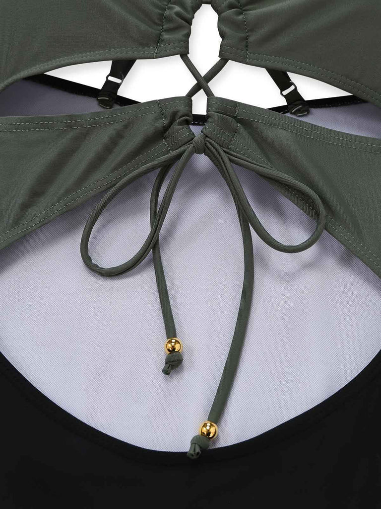 Maillot de Bain Une Pièce Découpé Lacé Plongeant Années 1960 6