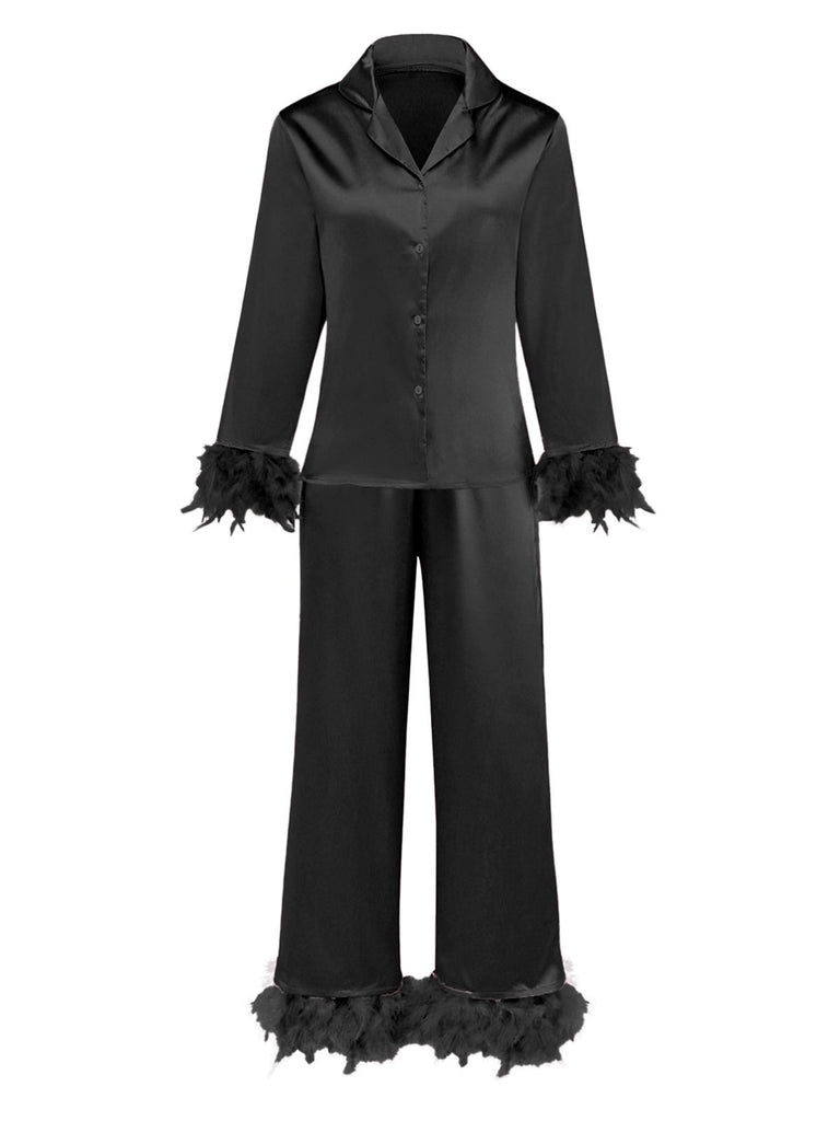 Ensemble pyjama en satin uni à bordure de plumes des années 1930