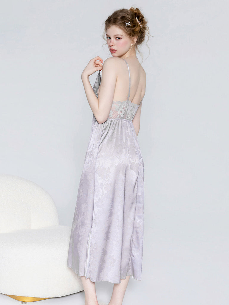 Chemise de Nuit Violette Satin Florale Papillon Dentelle Années 1940 2