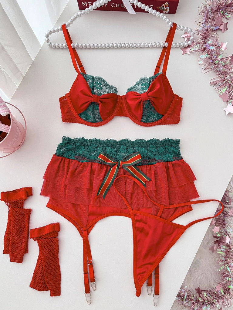 Ensemble lingerie rouge de Noël en dentelle avec porte-jarretelles Années 1950 - 5