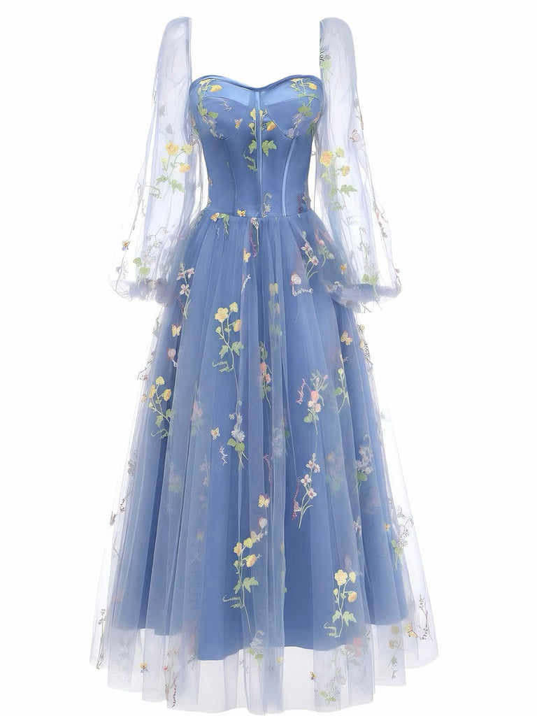 [Prévente] Robe longue à manches longues en maille brodée de fleurs bleues années 1930