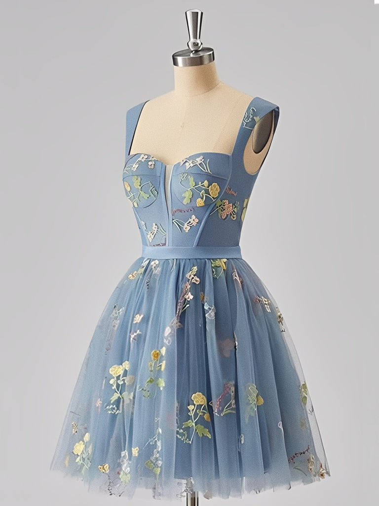 Robe courte en dentelle florale brodée années 1970
