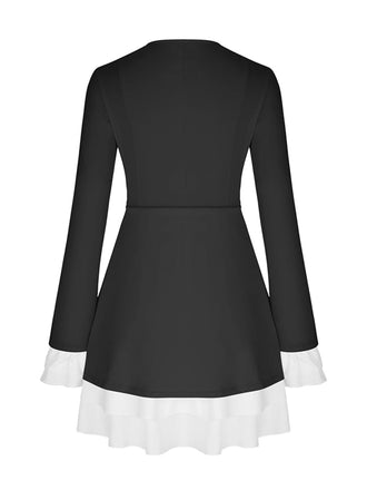 Robe à volants superposés col en V des années 1960